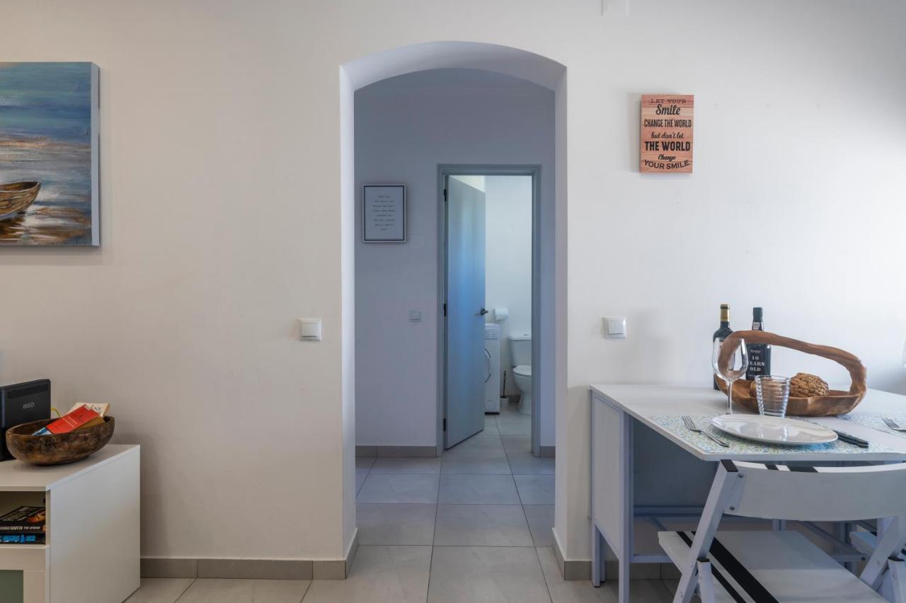 אלבופיירה Sea View T1 Apartment - Free Wifi - Swimming Pool מראה חיצוני תמונה